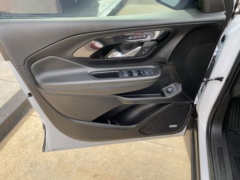 Used 2024 GMC Terrain AT4 w/ Infotainment Package II image 18