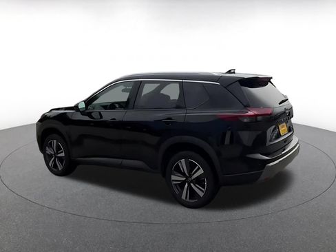 Used 2026 Nissan Rogue SL FWD image 10
