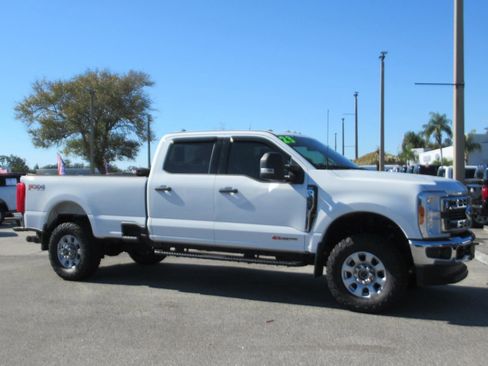Certified 2023 Ford F350 XLT image 2