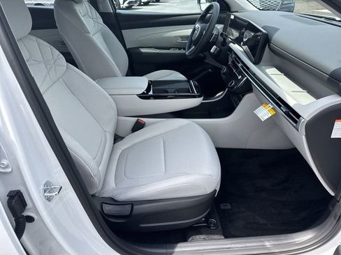 New 2026 Hyundai Tucson Blue SE AWD/4WD image 13