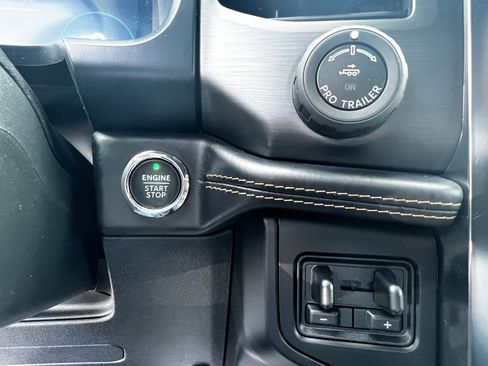 Used 2023 Ford Expedition Max Platinum image 40