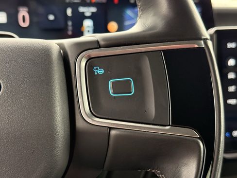 Used 2025 Ford Expedition Platinum image 21