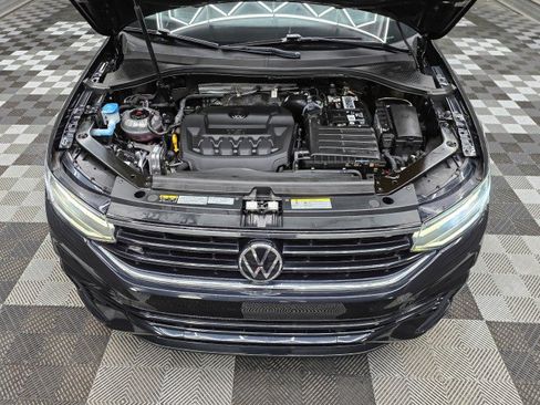 Used 2022 Volkswagen Tiguan SE R-Line AWD/4WD image 38