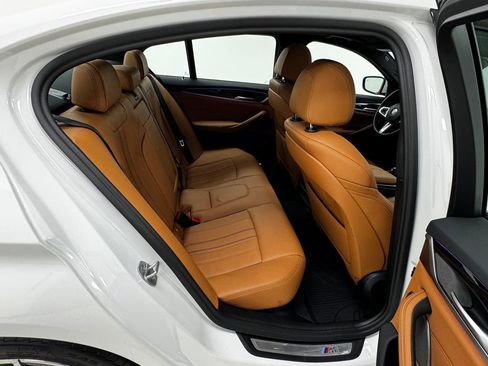 Used 2022 BMW 530i xDrive w/ M Sport Package image 16