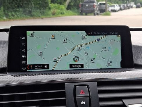 Used 2017 BMW M4 Convertible RWD image 18