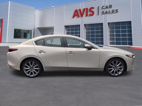 Used 2025 MAZDA MAZDA3 s FWD image 5