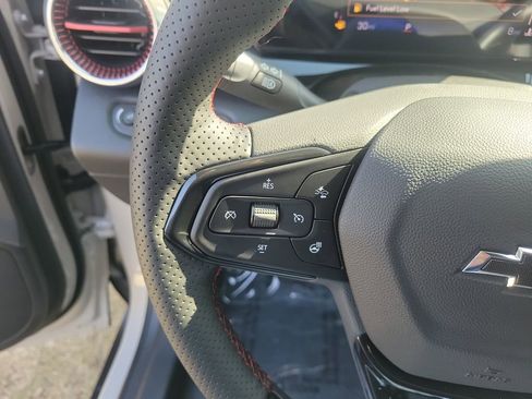 New 2026 Chevrolet Trax RS w/ Sunroof Package image 24