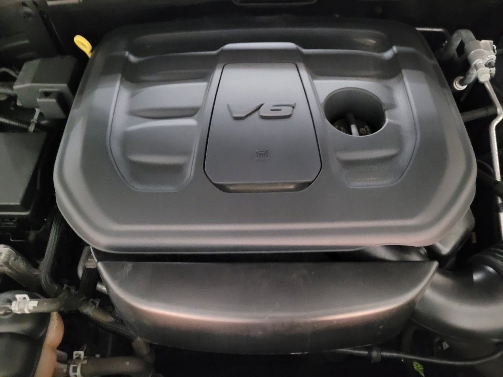 Used 2019 Jeep Grand Cherokee Limited AWD/4WD image 30