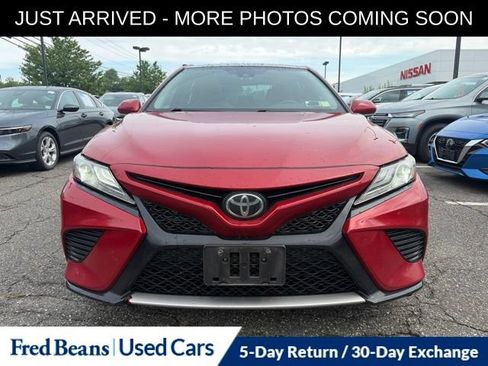 Used 2019 Toyota Camry XSE FWD image 2