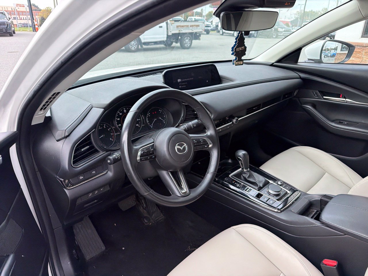 Used 2024 MAZDA CX-30 AWD 2.5 S w/ Preferred Package image 4