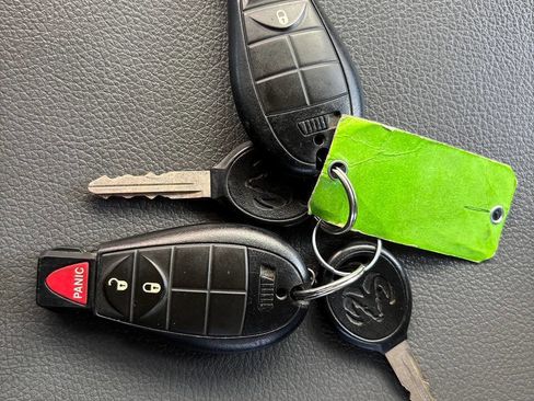 Used 2015 RAM 1500 Express image 38