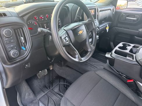 Used 2024 Chevrolet Silverado 1500 Custom w/ Turbomax Blackout Package image 23