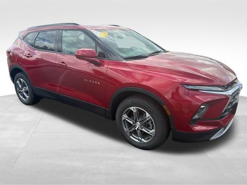Used 2023 Chevrolet Blazer LT w/ Convenience Package AWD/4WD image 8