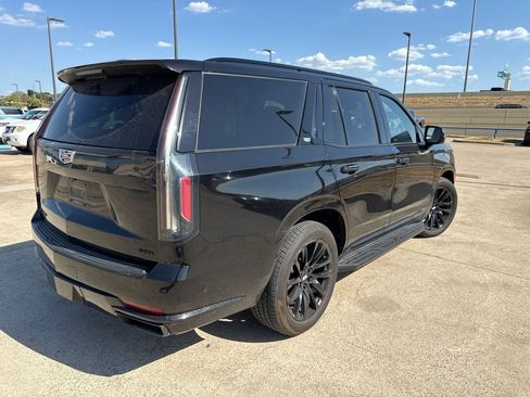 Used 2021 Cadillac Escalade Sport Platinum AWD/4WD image 11