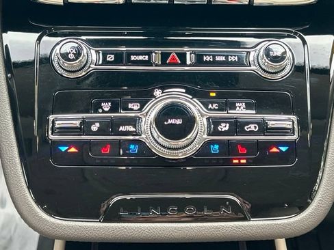 Used 2022 Lincoln Corsair AWD w/ Equipment Group 101A image 69