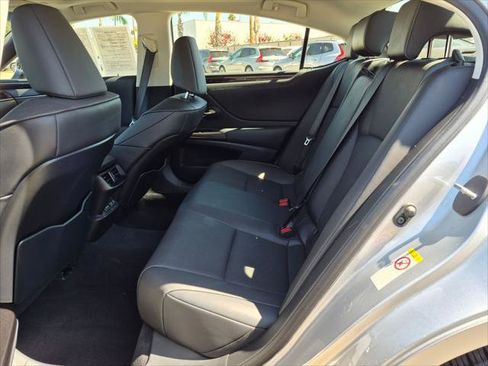 Used 2019 Lexus ES 350 w/ Premium Package FWD image 24