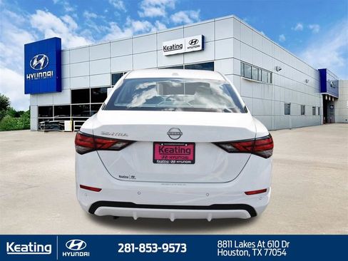 Used 2025 Nissan Sentra SV w/ All-Weather Package FWD image 6
