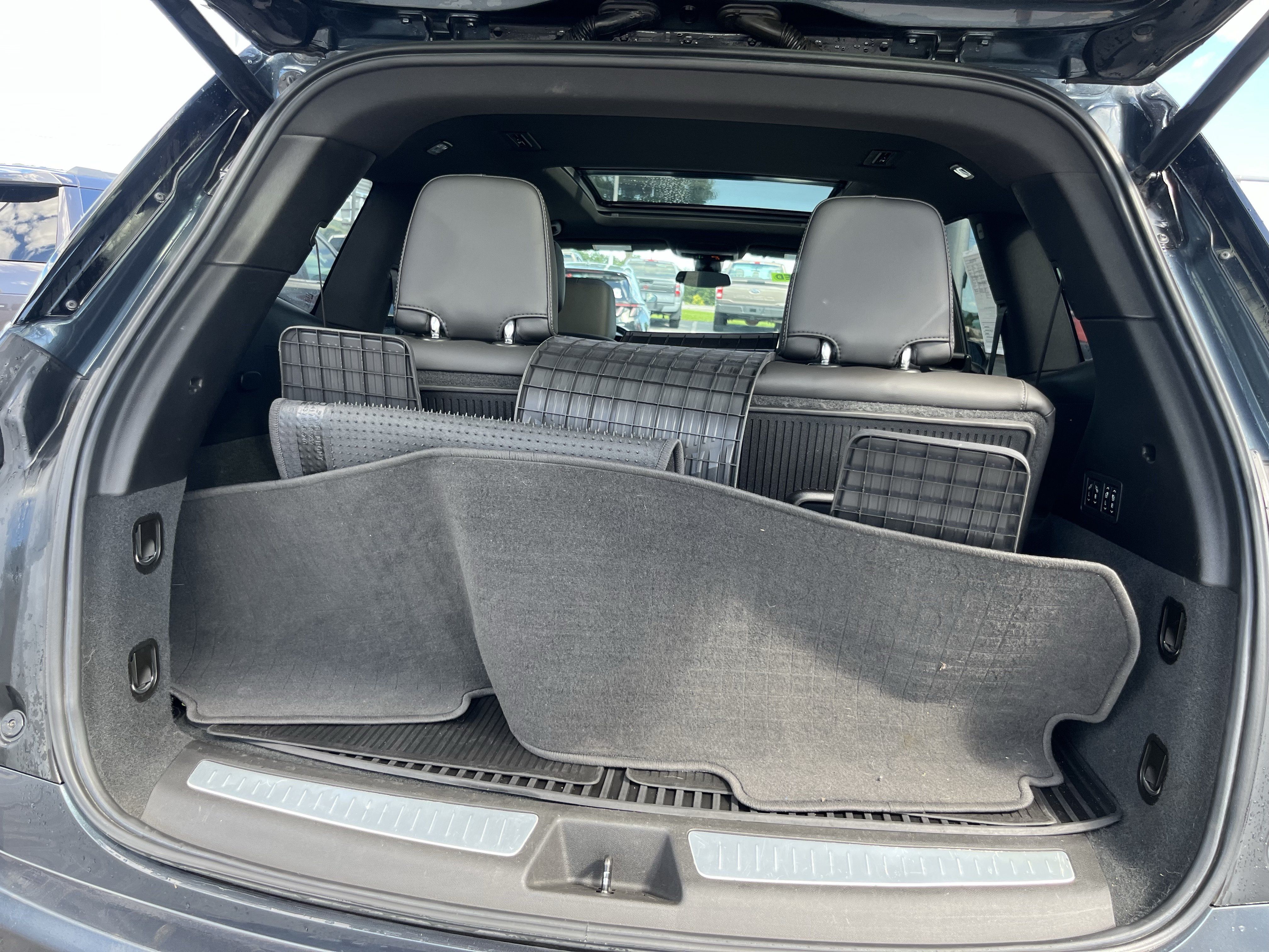 Used 2020 Cadillac XT6 Sport w/ LPO, Floor Liner Package AWD/4WD image 7