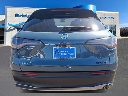 Used 2024 Honda HR-V Sport image 5