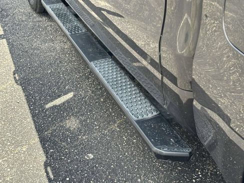 Used 2020 RAM 1500 Big Horn AWD/4WD image 12