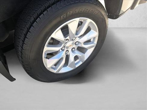Used 2025 Chevrolet Silverado 1500 Custom RWD image 20