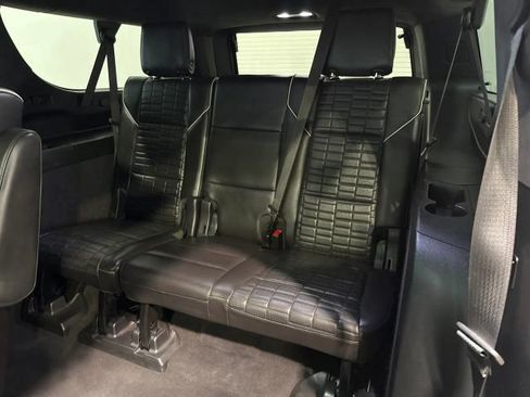 Used 2021 Cadillac Escalade ESV Premium Luxury Platinum w/ Heavy-Duty Trailer Package AWD/4WD image 32