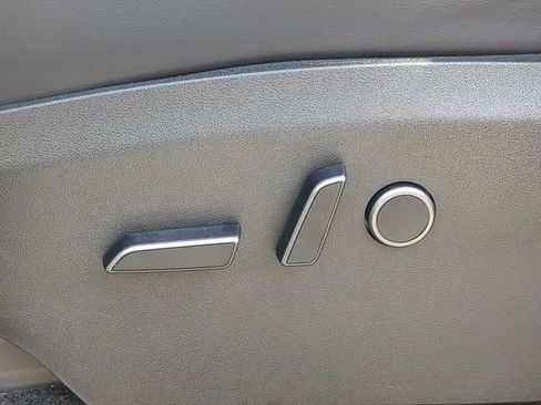 Used 2023 Tesla Model Y Long Range image 22