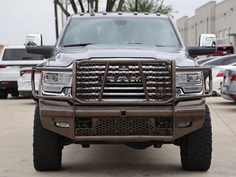 Used 2024 RAM 2500 Limited w/ Towing Technology Group AWD/4WD image 9