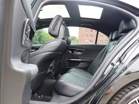 Used 2023 Mercedes-Benz C 43 AMG 4MATIC Sedan image 13