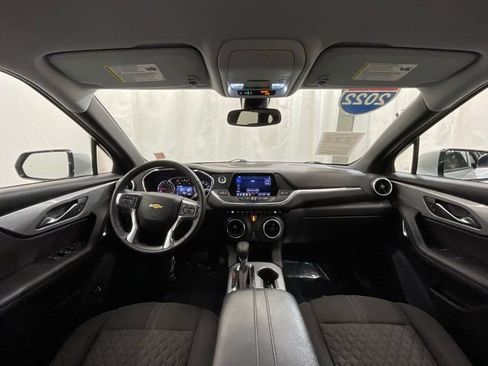 Used 2022 Chevrolet Blazer LT AWD/4WD image 16