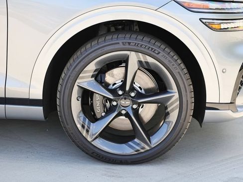 New 2026 Genesis GV70 3.5T Sport Prestige w/ G1 Accessory Package AWD/4WD image 5