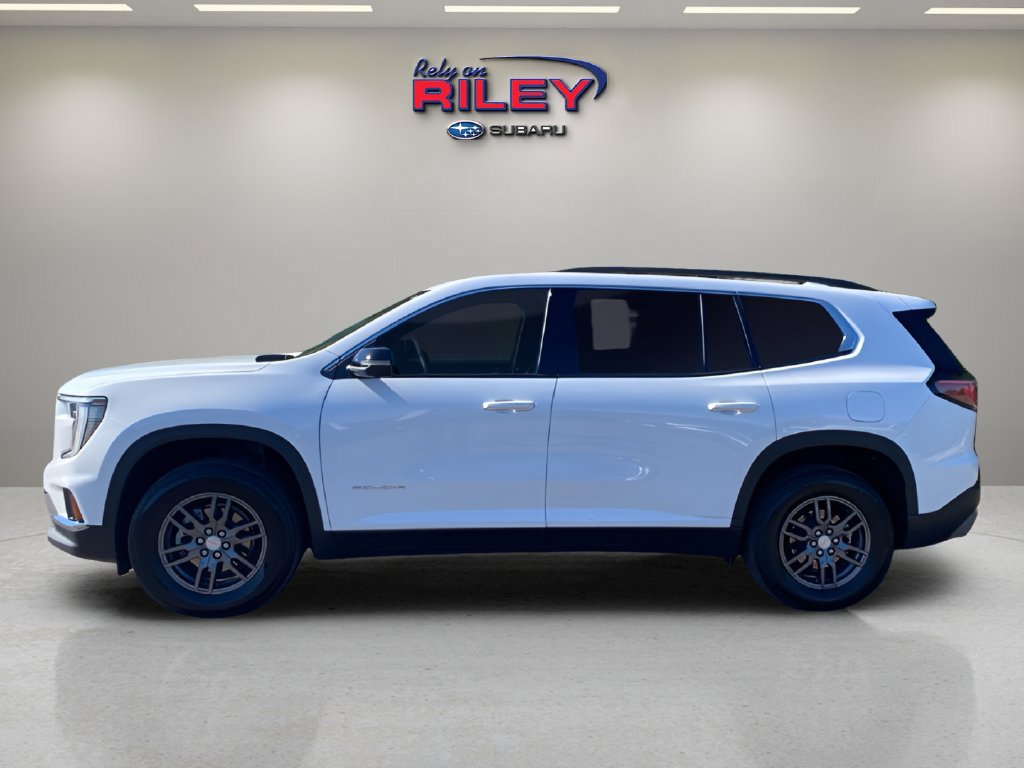 Used 2025 GMC Acadia Elevation FWD image 2