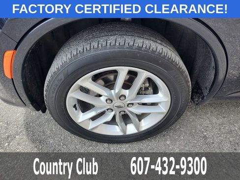Used 2025 Dodge Durango GT AWD/4WD image 33