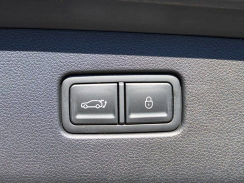 Used 2025 Genesis GV70 2.5T image 10