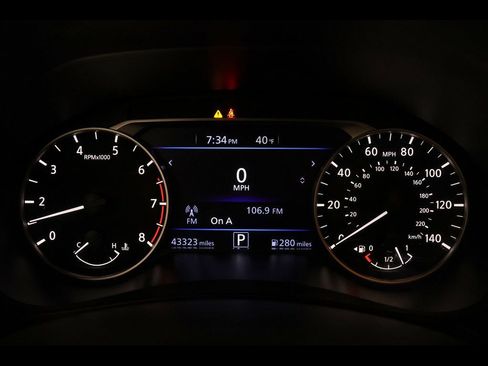 Used 2024 Nissan Altima 2.5 SV image 14