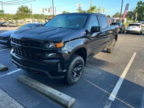 Used 2020 Chevrolet Silverado 1500 Custom Trail Boss w/ Custom Convenience Package AWD/4WD image 4