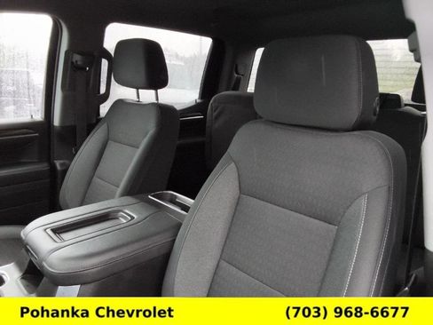 Certified 2022 Chevrolet Silverado 1500 LT w/ Z71 Off-Road Package AWD/4WD image 21
