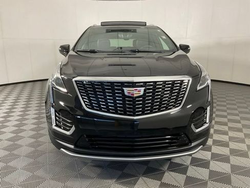 Used 2024 Cadillac XT5 Premium Luxury w/ Technology Package FWD image 2