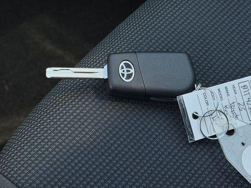 Certified 2025 Toyota RAV4 LE image 29