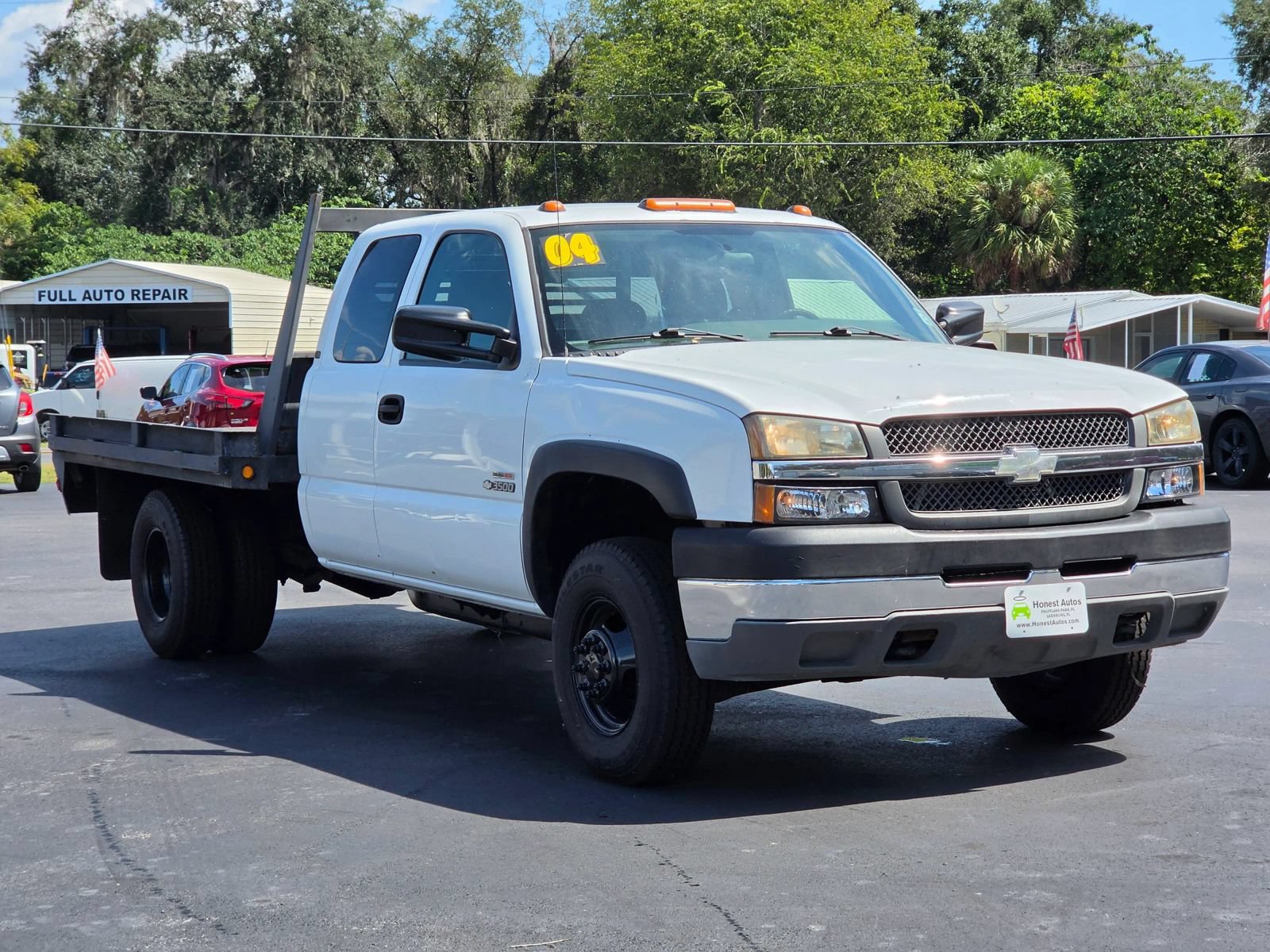 Used 2004 Chevrolet Silverado 3500 4x4 Extended Cab w/ Heavy-Duty Power Package image 3