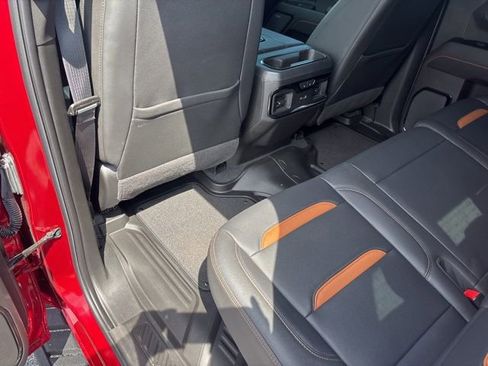 Used 2022 GMC Sierra 1500 AT4 w/ AT4 Premium Package AWD/4WD image 18
