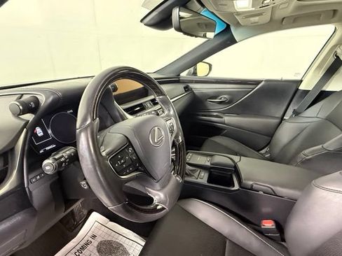 Used 2021 Lexus ES 350 w/ Premium Package FWD image 7