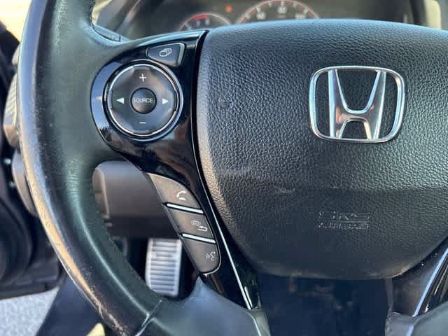 Used 2017 Honda Accord Sport image 12