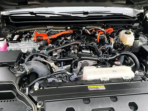 Used 2025 Toyota Tacoma TRD Off-Road image 31