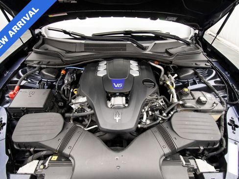 Used 2022 Maserati Ghibli Modena Q4 image 27