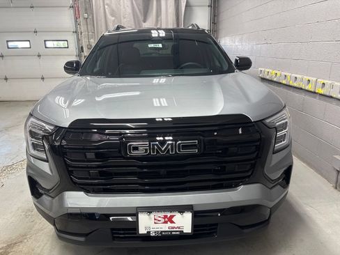 New 2027 GMC Terrain Elevation w/ Elevation Premium Package AWD/4WD image 6