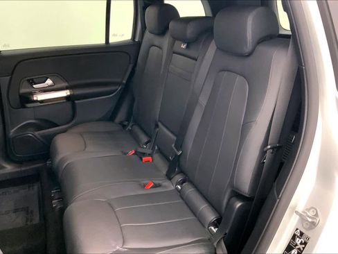 Used 2022 Mercedes-Benz GLB 250 image 19