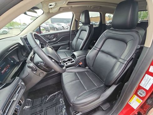 Used 2023 Lincoln Corsair AWD w/ Equipment Group 102A image 13