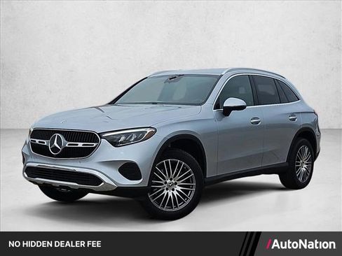 Certified 2026 Mercedes-Benz GLC 300 image 1