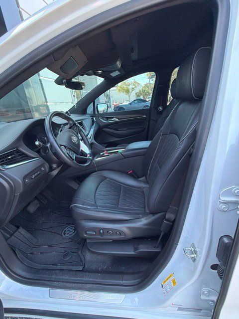 Used 2024 Buick Enclave Avenir w/ Trailering Package, 5000 lbs. FWD image 5